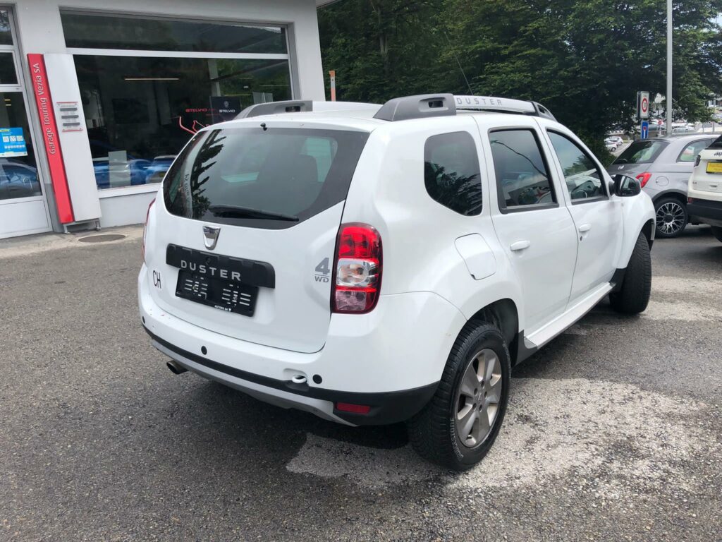 Dacia Duster 4x4 zezadu