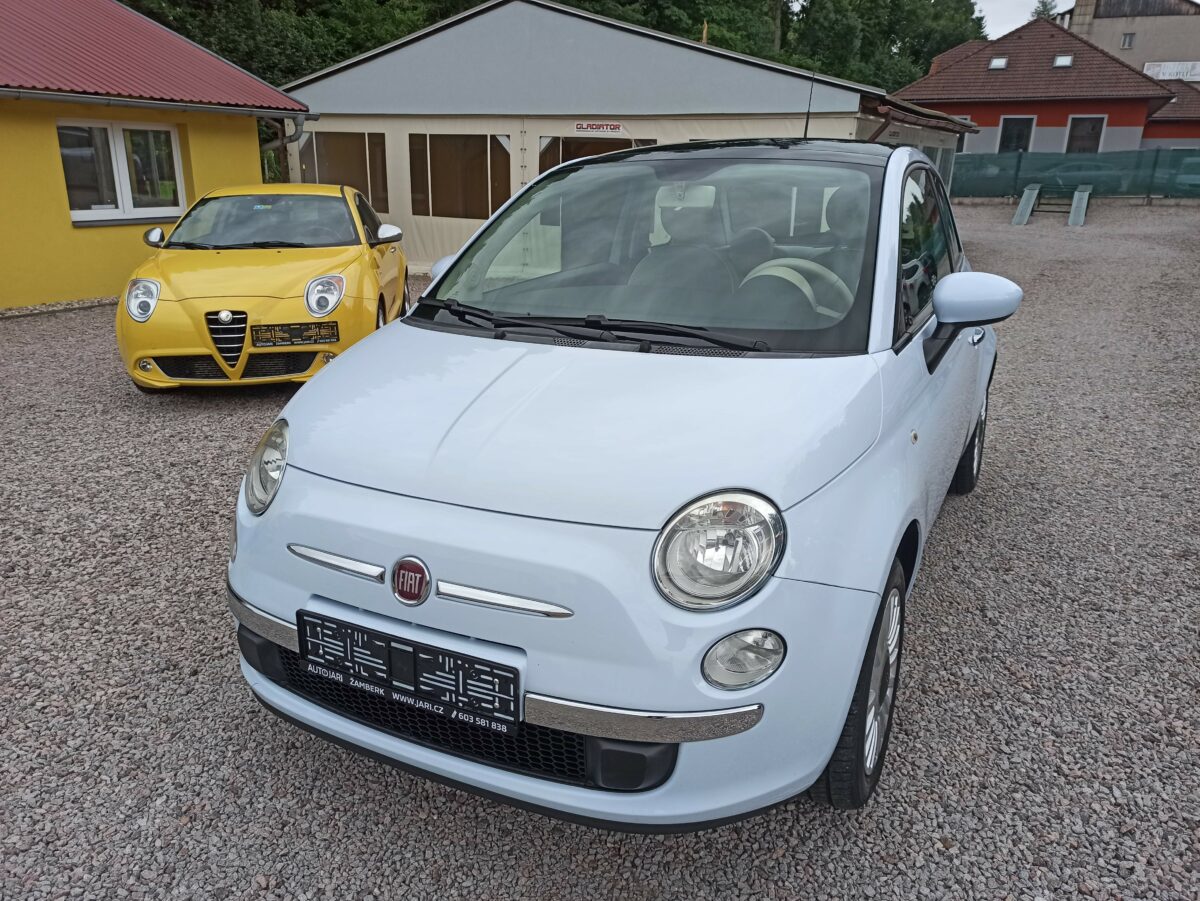 Fiat 500 1.2i Lounge Panorama 🇨🇭 Auto Jari ze Švýcarska